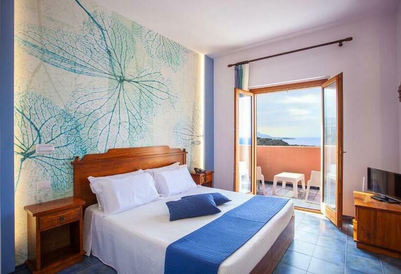 주니어 스위트, Suvaki Resort