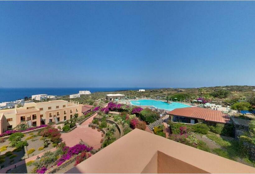 주니어 스위트, Suvaki Resort