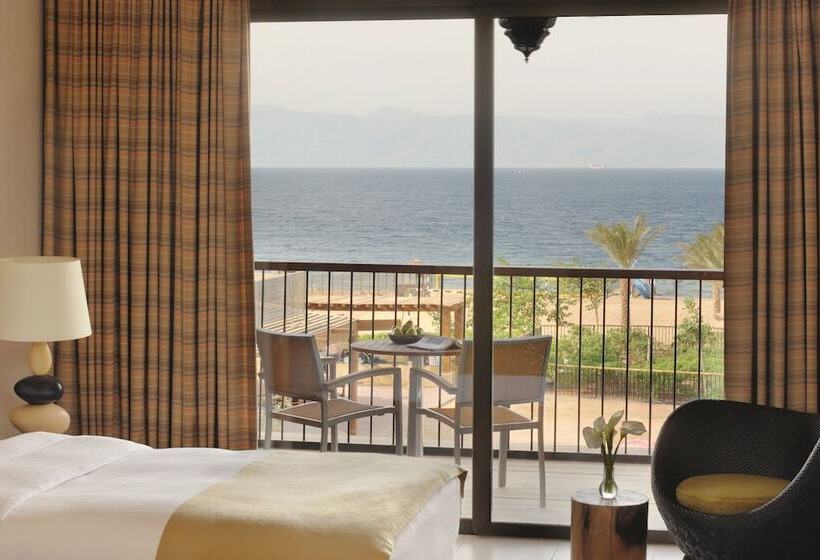 اتاق سوپریور با چشم‌انداز دریا, Movenpick Resort & Spa Tala Bay Aqaba