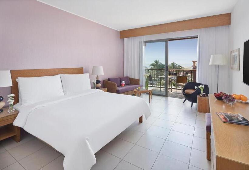 اتاق سوپریور با چشم‌انداز دریا, Movenpick Resort & Spa Tala Bay Aqaba