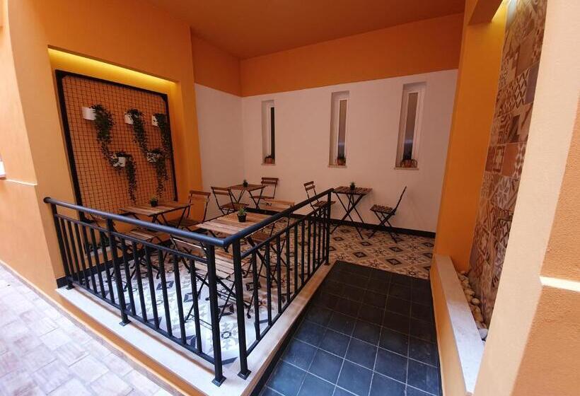 اتاق استاندارد یک نفره, Inn Faro   Casa Amarela   Guest House