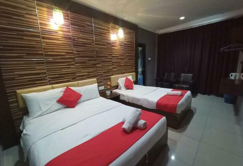 اتاق لوکس سه تخته, Anggerik Garden Hotel   Ag