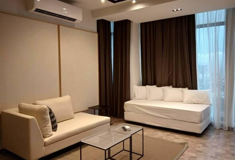 سوئیت خانواده 2 خوابه, Expressionz Professional Suites By Ihost Homes 2