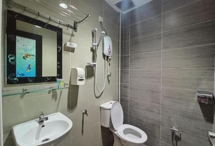 اتاق لوکس خانوادگی, Anggerik Garden Hotel   Ag