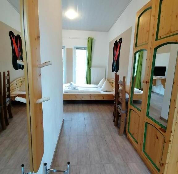 Номер Стандарт, Pension Bomätscher