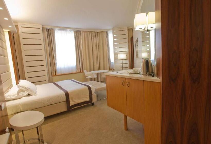 اتاق لوکس, Best Western Mirage Hotel Fiera