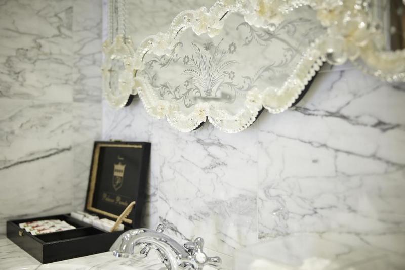 سوییت جونیور, Palazzo Paruta & Wellness Suites