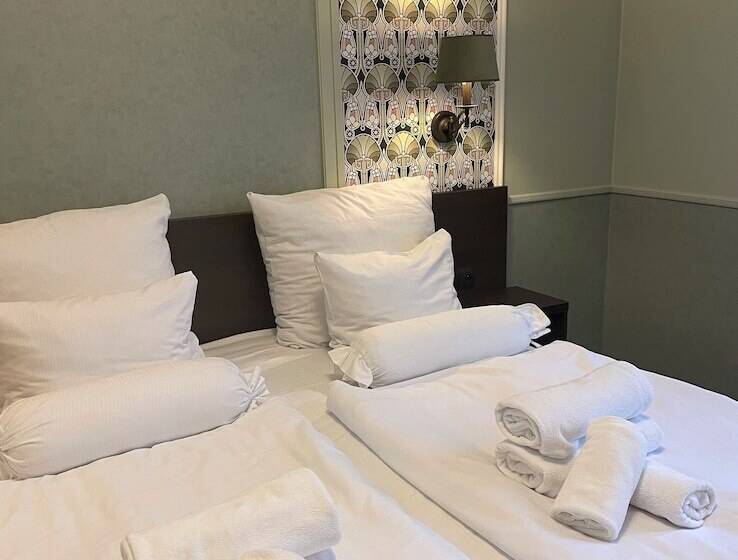 Номер Deluxe, Amber Boutique Hotels   Hotel Amber