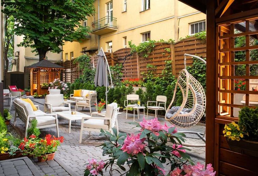 Студия Стандарт, Amber Boutique Hotels   Hotel Amber
