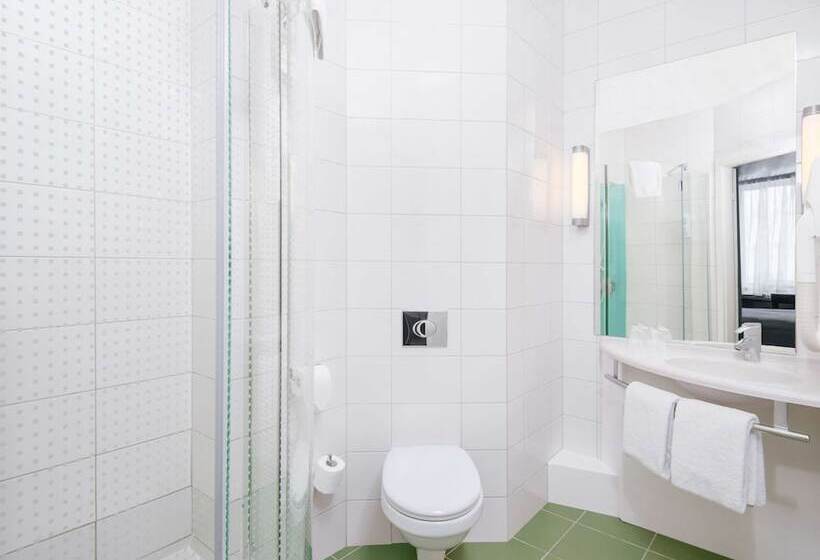 اتاق پرمیوم, Ibis Moscow Paveletskaya