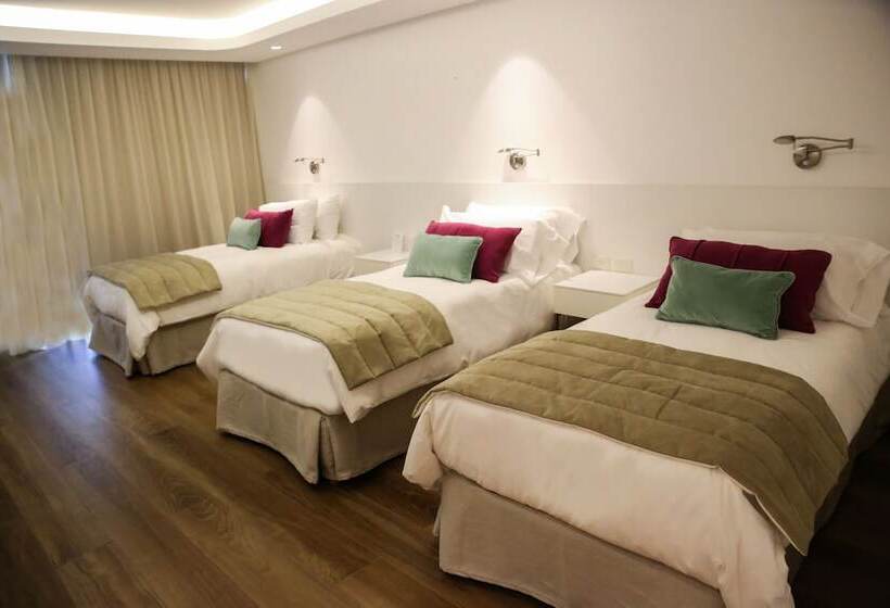 اتاق کلاسیک سه تخته, Ilum Experience Home