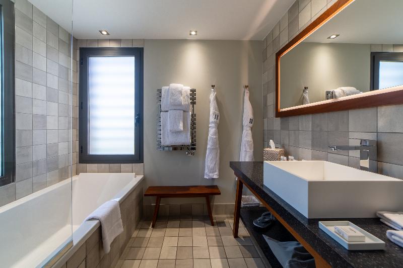 Номер Deluxe, Kube Saint Tropez