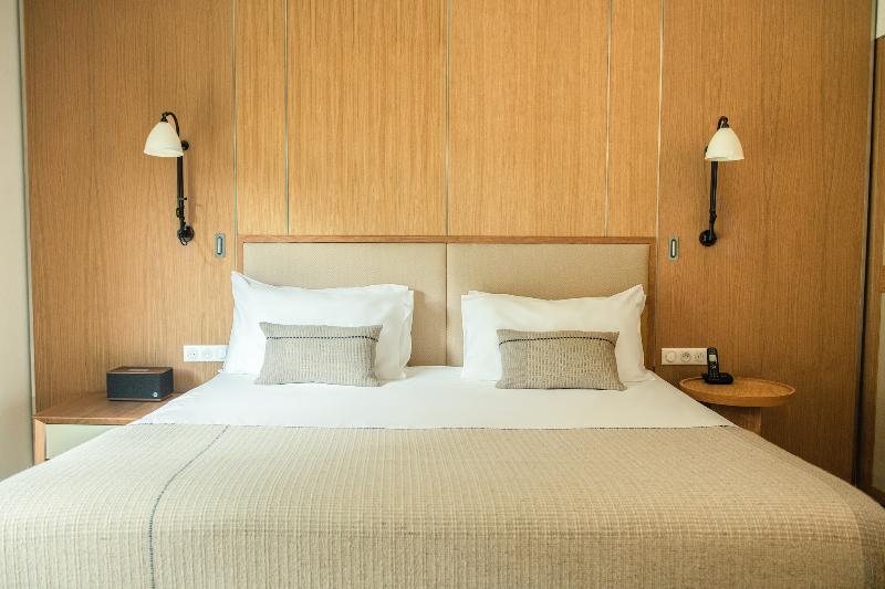 Классический Номер, Kube Saint Tropez