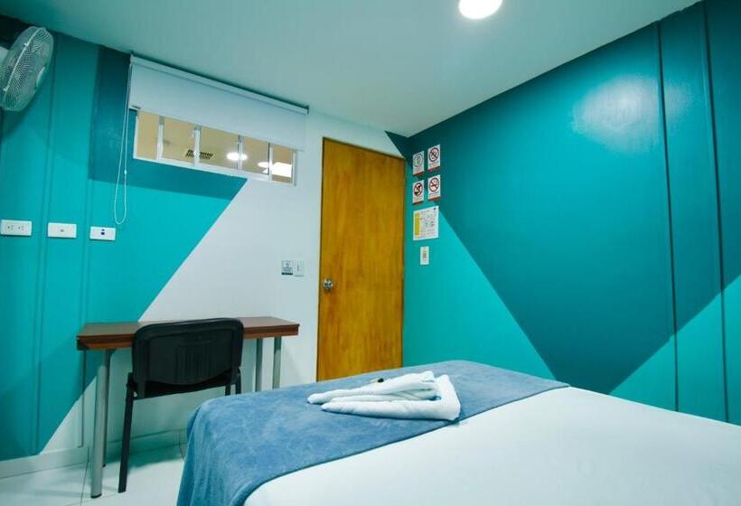 Quarto Estandar Banheiro Compartilhado, Poblado Park Guest House