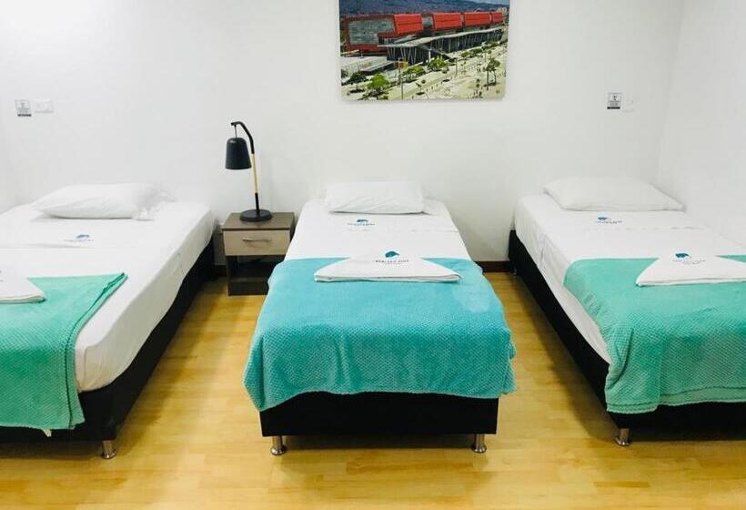 Quarto Triplo Deluxe, Poblado Park Guest House