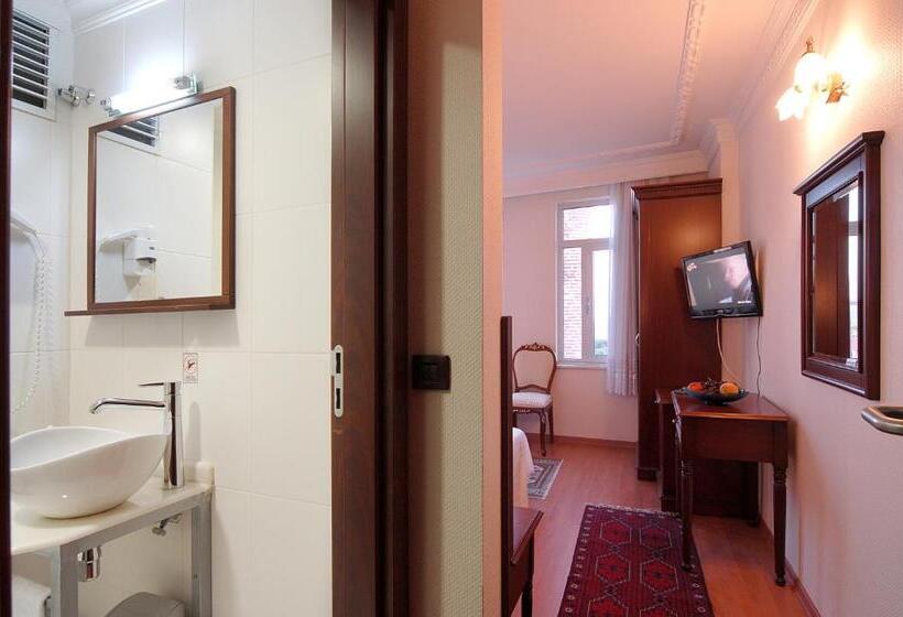 اتاق استاندارد با چشم‌انداز دریا, Ada Hotel Istanbul