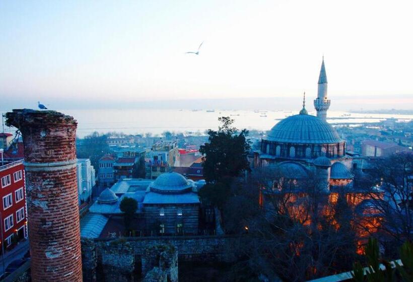 اتاق لوکس با چشم‌انداز دریا, Ada Hotel Istanbul