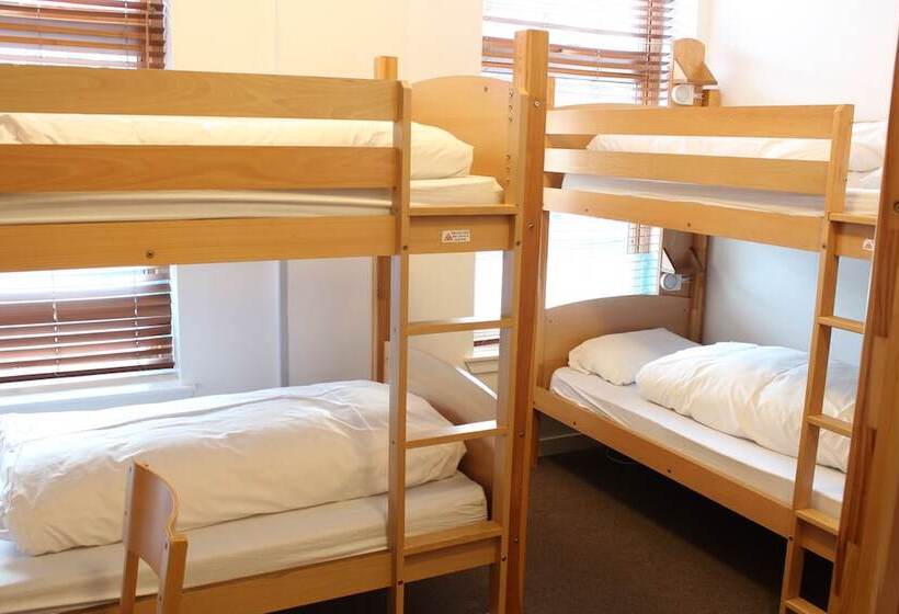 اتاق استاندارد چهار تخته, Edinburgh Central Accommodation