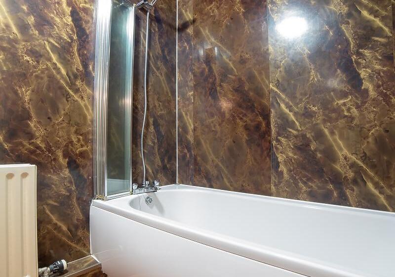Номер Superior, George Hotel, Burslem, Stoke On Trent