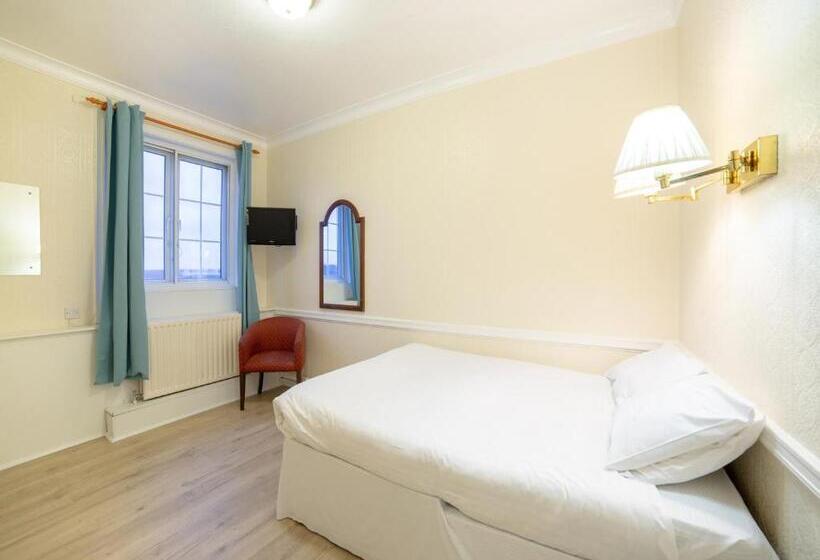 Номер Стандарт, George Hotel, Burslem, Stoke On Trent