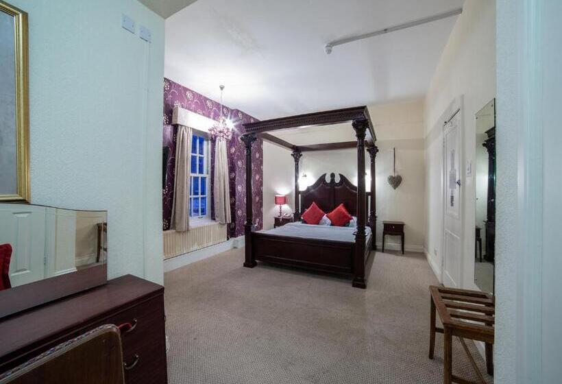 Номер Superior, George Hotel, Burslem, Stoke On Trent