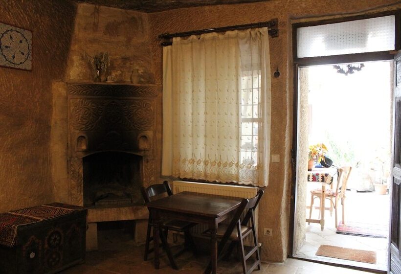 Номер Deluxe, Kismet Cave House
