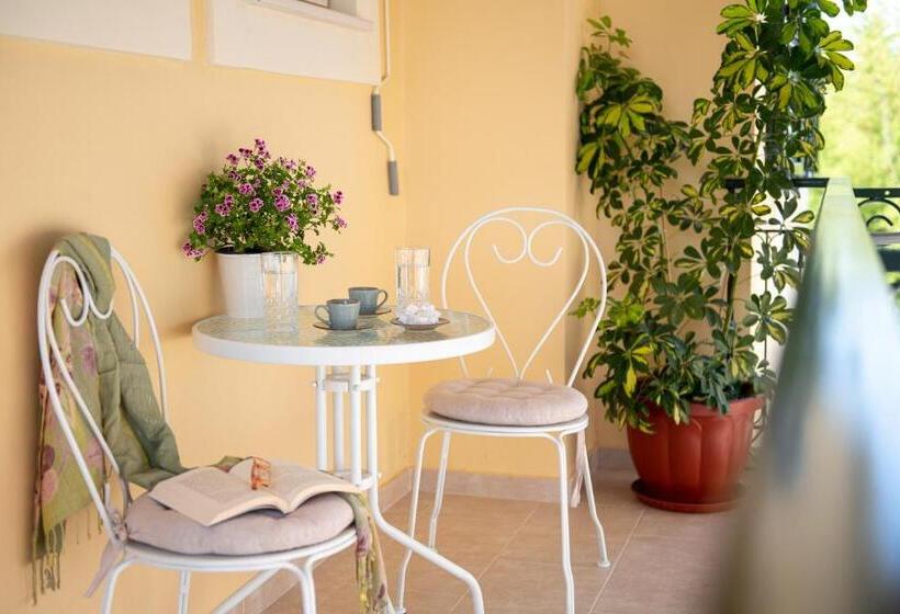 شقة غرفة واحدة, Nostalgia Corfu Town Apartments