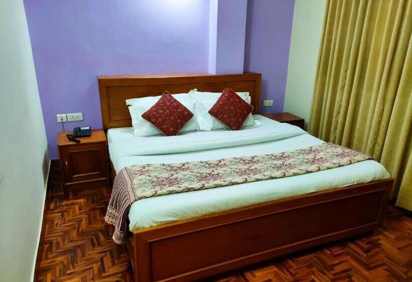 스탠다드 룸, Goroomgo Kalra Regency Shimla