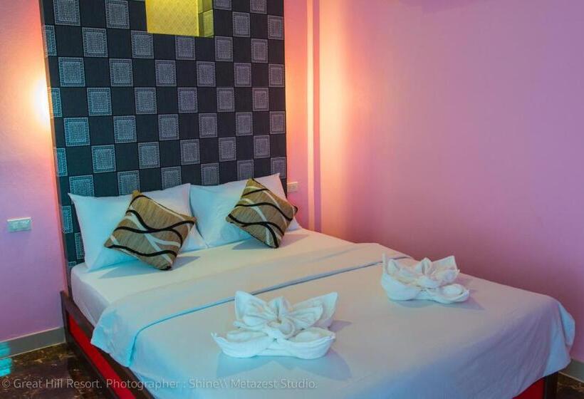 标准间, Great Hill Resort