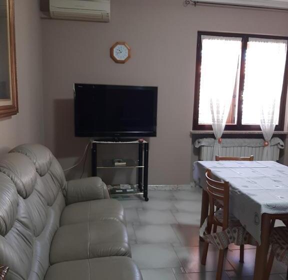 Трехместный Номер Стандарт с Балконом, Casa Vacanze Da Cinzia