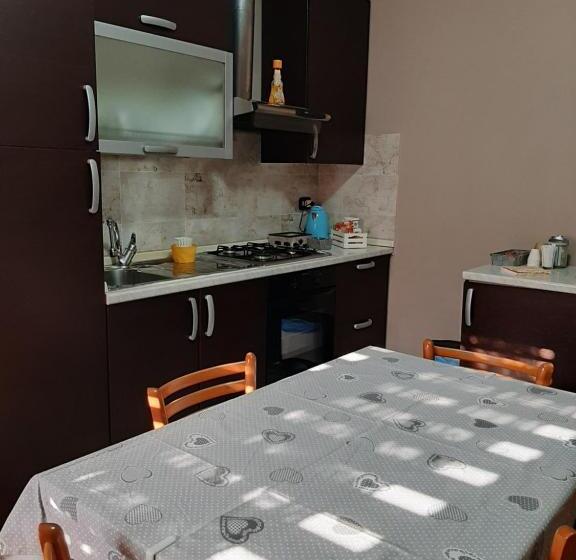 Трехместный Номер Стандарт с Балконом, Casa Vacanze Da Cinzia