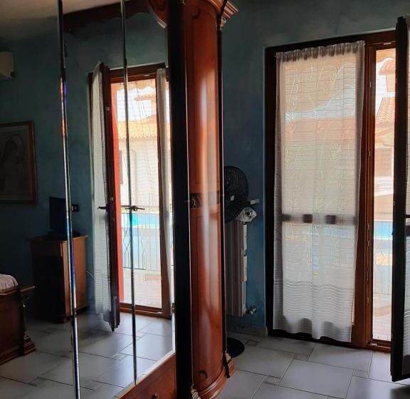 四人标准间, Casa Vacanze Da Cinzia