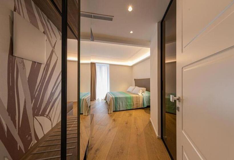 Deluxe Triple Room, Palazzo Raho Suites