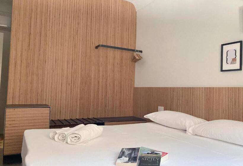 اتاق لوکس, Sognalibro Bed And Books
