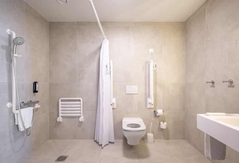 غرفة قياسية لذوى الاحتياجات الخاصة, B&b Hotel Antwerpen Centrum
