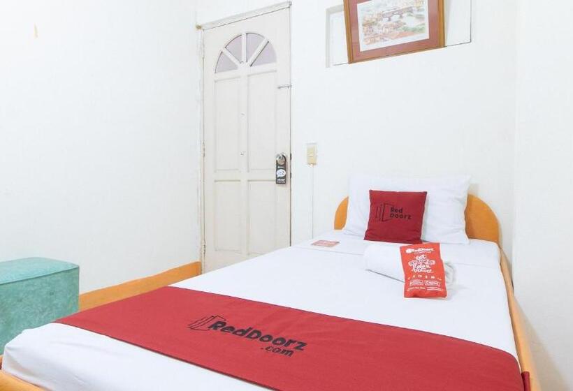 스탠다드 싱글 룸 공동욕실, Reddoorz Hostel @ St. Paul Village Lapulapu