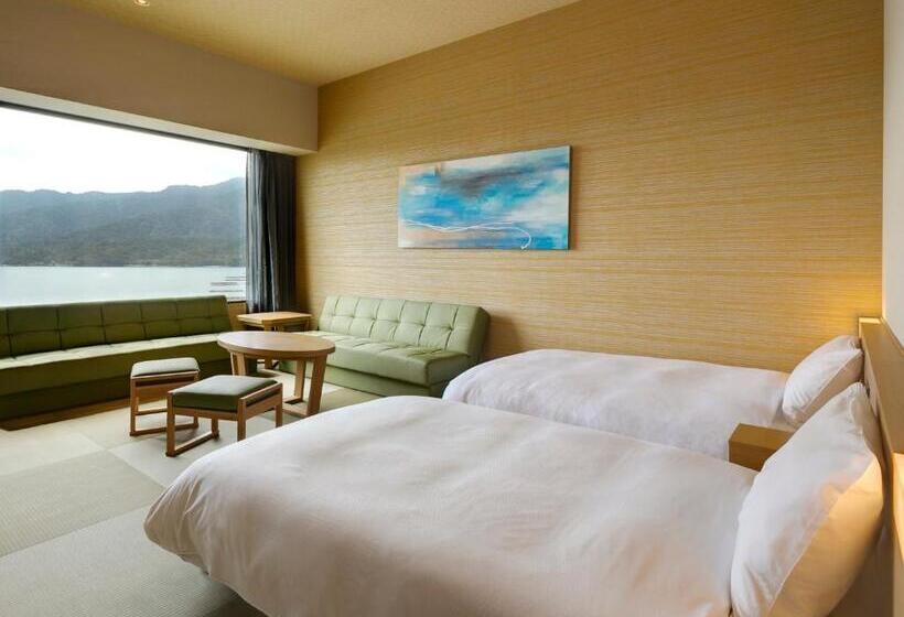 Номер Deluxe Вид на Море, Grandvrio Hotel Miyajima Wakura   Route Inn Hotels