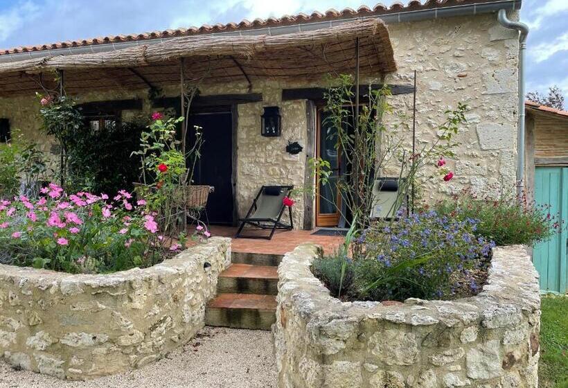 Номер Стандарт с Террасой, Chez Brunet Chambres D Hôtes Et Gîte