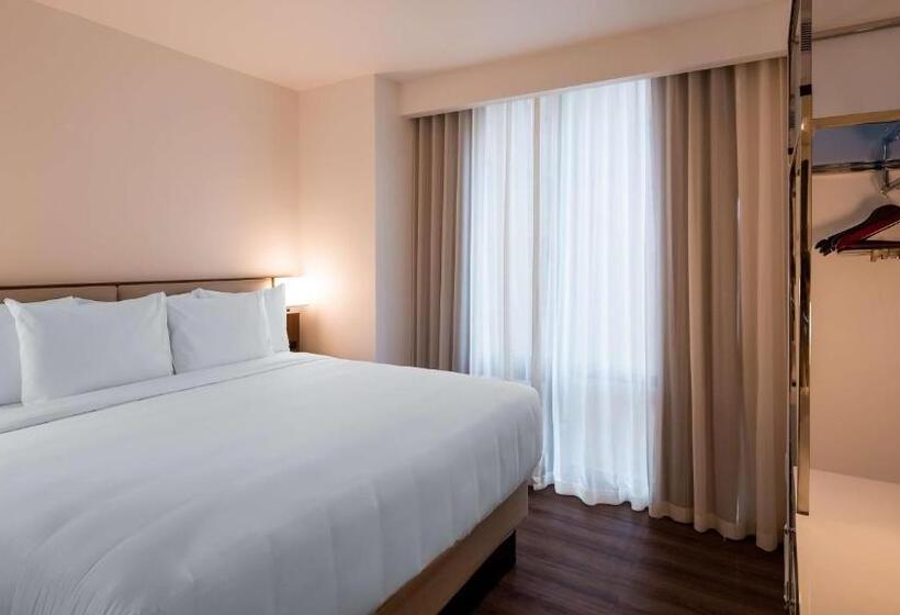 اتاق استاندارد با تخت بزرگ, Best Western Premier Empire State