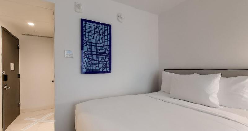 اتاق استاندارد با تخت بزرگ برای معلولان, Best Western Premier Empire State
