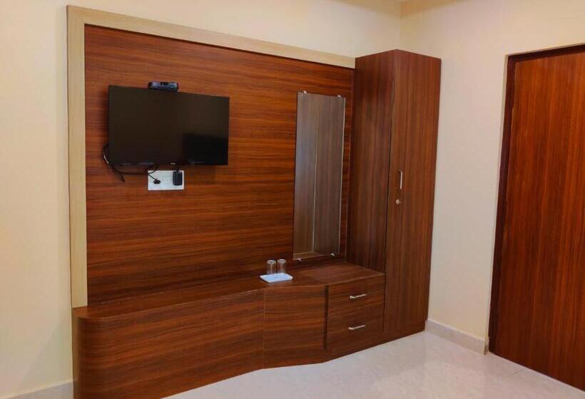 Стандартный Номер Кровать Кинг, Thaai Residency