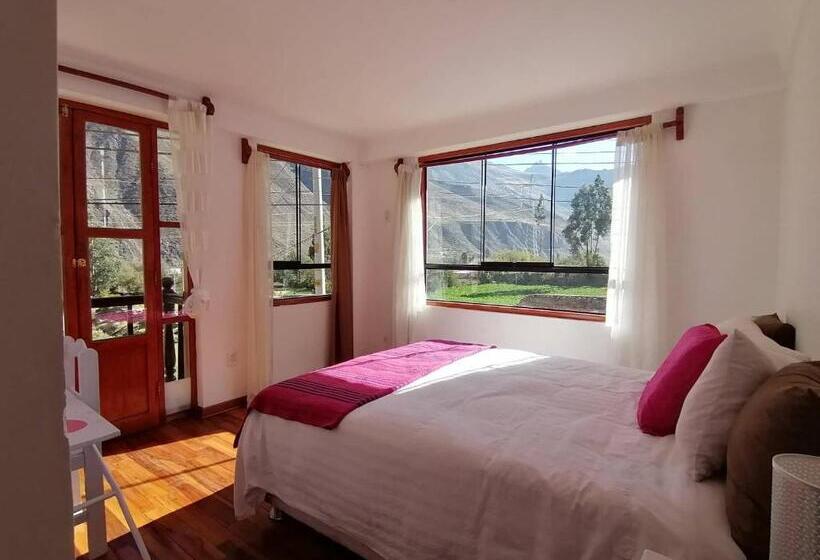 سوییت جونیور با بالکن, Hostal Chaska Wasi