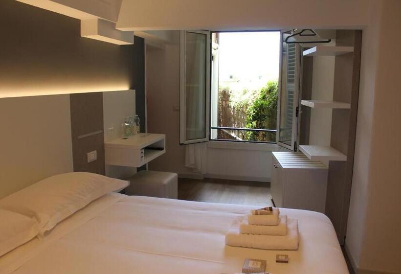 اتاق استاندارد, Albergo Augusta B&b