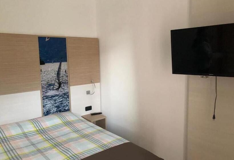 家庭间, Albergo Campeggio Bommartini