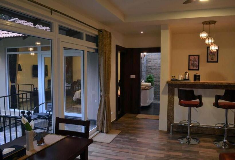 Вилла 1 Спальня, Montrose Golf Resort & Spa