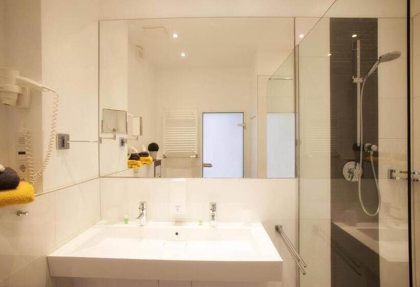 标准间带阳台, Ebner   Boutique Hotel & Konditorei