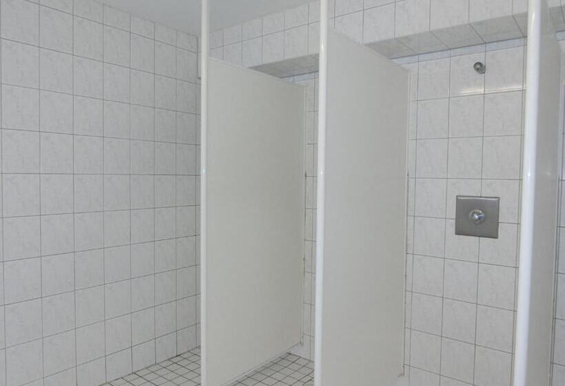 اتاق استاندارد با سرویس بهداشتی مشترک, & Gästehaus Rostock Lütten Klein