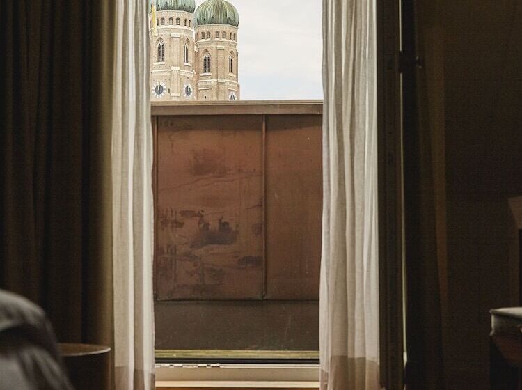 Suite, Louis