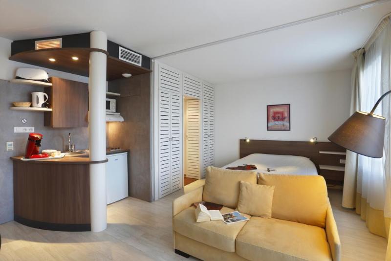 سوییت سوپریور, Suite Home Apt Luberon