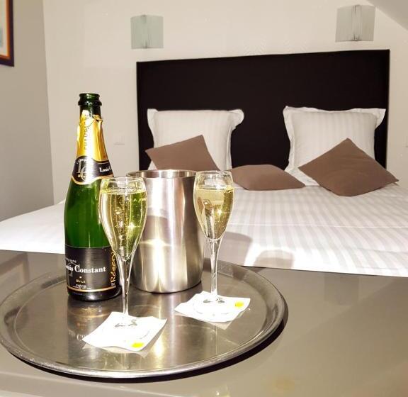 اتاق استاندارد, Brit Hotel Essentiel Pontivy Robic